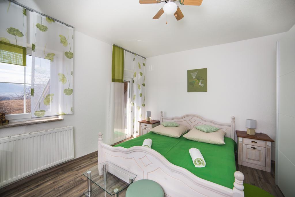 Guest House Melody Drežnik Grad Εξωτερικό φωτογραφία